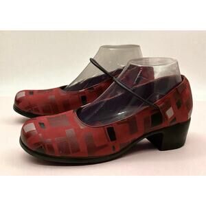 Camper women's red leather colorblock heels pumps with an elastic strap size 39
